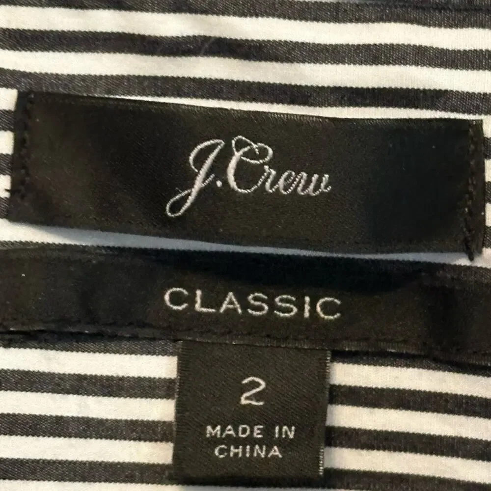 J. Crew Gray Striped Classic Boy Shirt Embroidered Kisses valentine's Day size 2